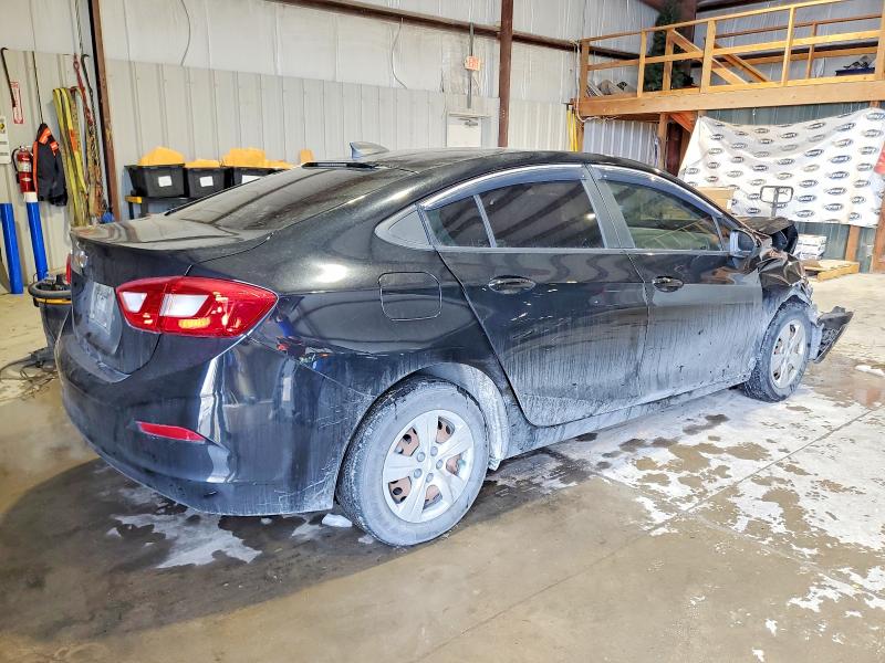 Photo 3 from auction – 2018 CHEVROLET CRUZE LS with VIN 1G1BC5SM9J7129613