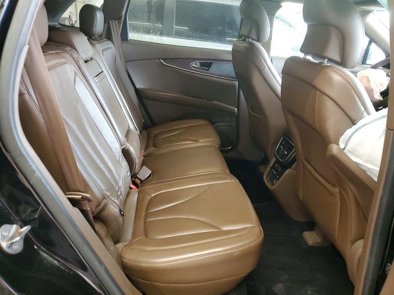 Foto 11 de la subasta – 2016 LINCOLN MKX RESERV con VIN 2LMTJ8LP4GBL60477