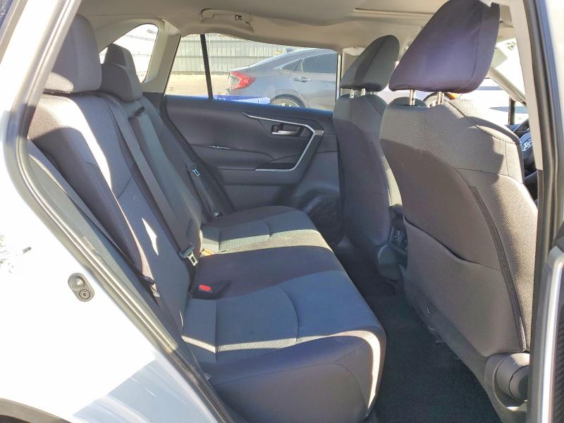 Photo 11 from auction – 2025 TOYOTA RAV4 with VIN 2T3W1RFV4SC325474