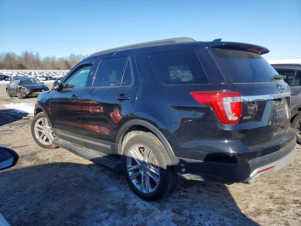 Photo 2 from auction – 2016 FORD EXPLORER with VIN 1FM5K8D88GGC10454