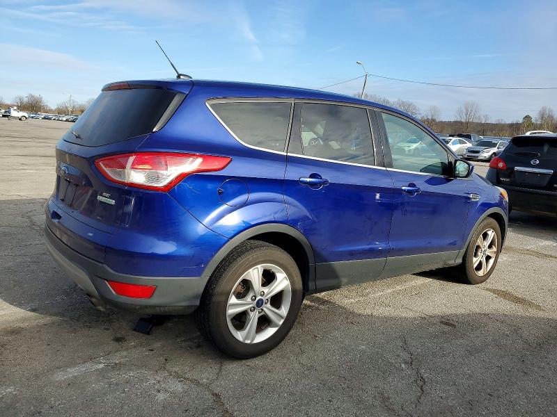 Photo 3 from auction – 2016 FORD ESCAPE SE with VIN 1FMCU0GX6GUB14118