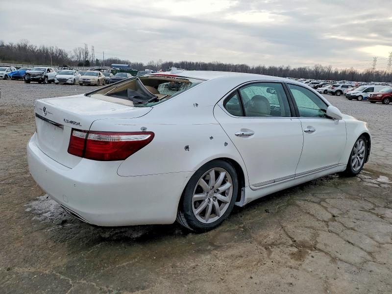 Photo 3 from auction – 2007 LEXUS LS 460L with VIN JTHGL46F275013417