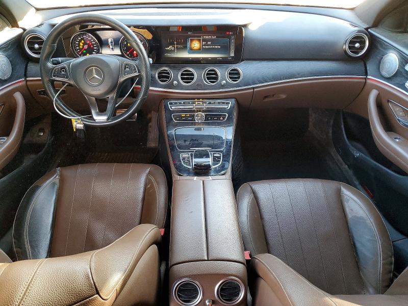 Photo 8 from auction – 2017 MERCEDES-BENZ E 300 with VIN WDDZF4JB3HA032370