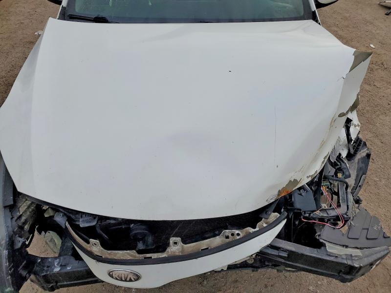 Photo 11 from auction – 2014 KIA OPTIMA with VIN 5XXGM4A72EG275896