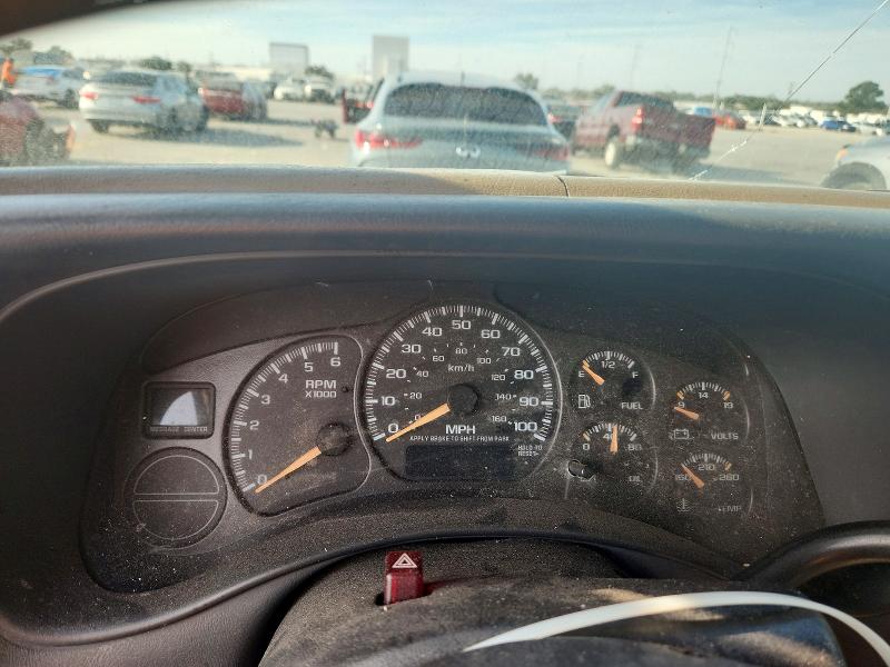 Photo 9 from auction – 2002 CHEVROLET AVALANCHE with VIN 3GNEC13T82G320830