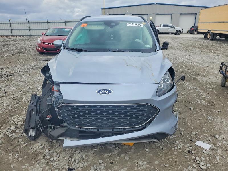 Photo 5 from auction – 2022 FORD ESCAPE with VIN 1FMCU9DZ0NUB27941