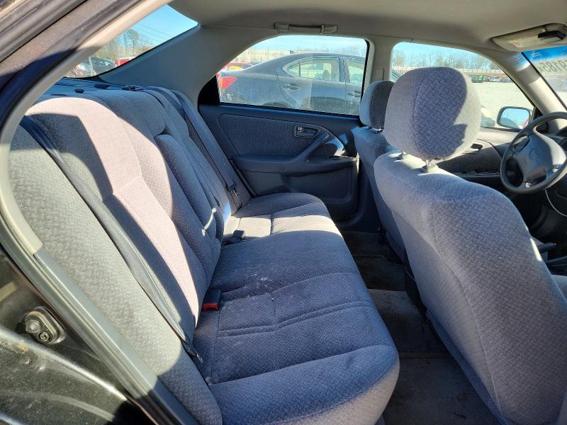 Photo 10 from auction – 2001 TOYOTA CAMRY CE with VIN 4T1BG22K11U868898