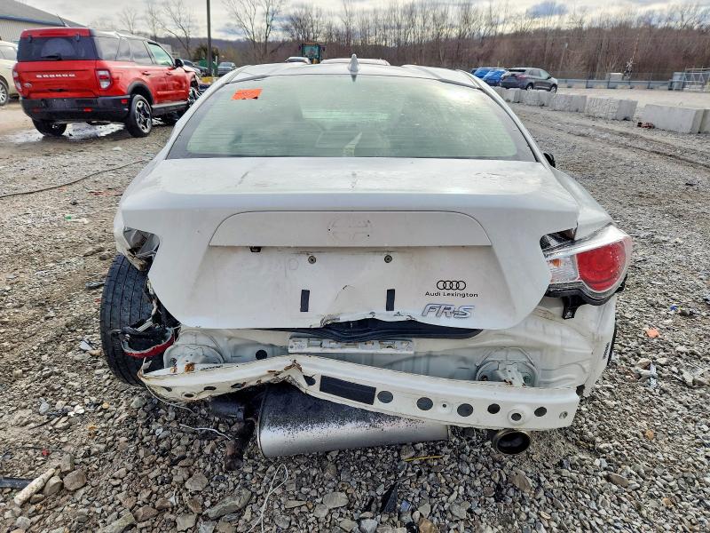 Zdjęcie 6 z aukcji – 2016 SCION FR-S z VIN JF1ZNAA13G8701557