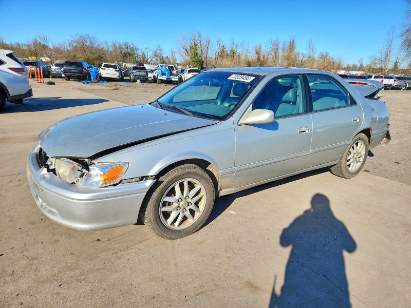 TOYOTA CAMRY 2000 with VIN 4T1BF28K0YU092767 - Photo from auction