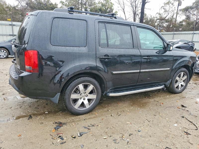 Foto 3 de la subasta – 2012 HONDA PILOT TOUR con VIN 5FNYF4H94CB071901