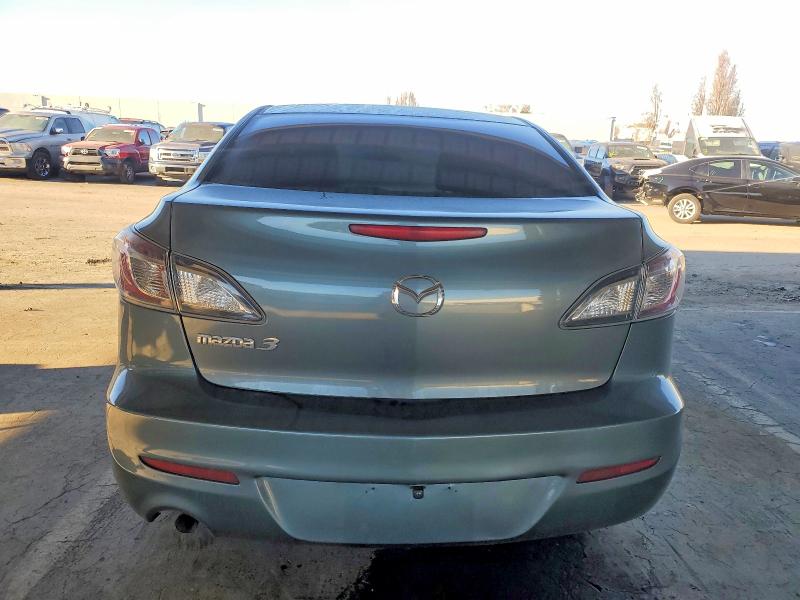Photo 6 from auction – 2012 MAZDA 3 with VIN JM1BL1UG5C1643133