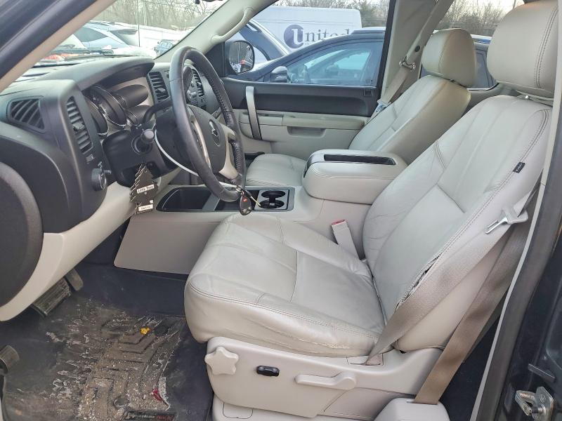 Photo 7 from auction – 2010 CHEVROLET SILVERADO with VIN 1GCSKSE36AZ139547