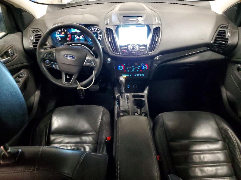 Photo 8 from auction – 2017 FORD ESCAPE with VIN 1FMCU9J95HUA23275