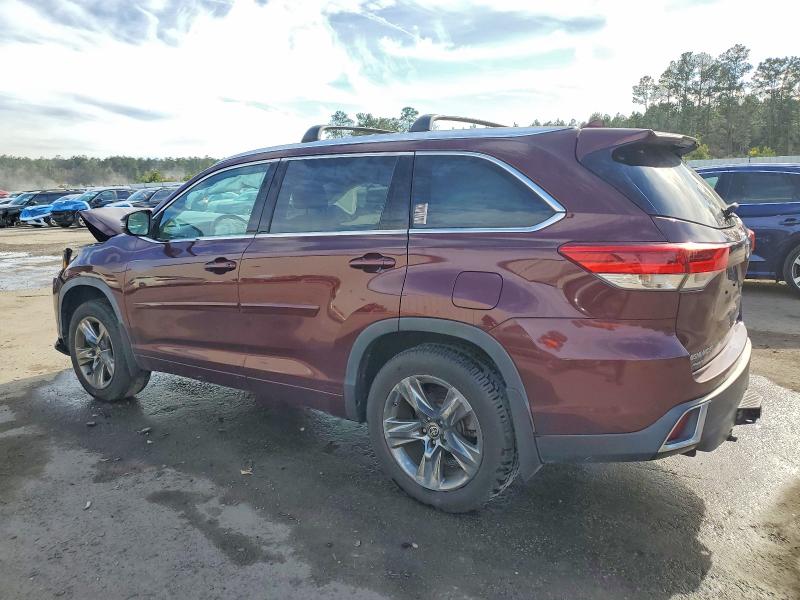 Photo 2 from auction – 2019 TOYOTA HIGHLANDER with VIN 5TDDZRFH2KS747804