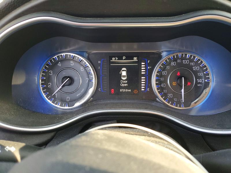 Photo 9 from auction – 2015 CHRYSLER 200 LIMITE with VIN 1C3CCCAB6FN752114