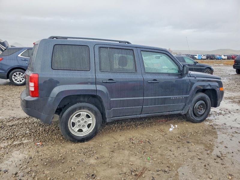 Photo 3 from auction – 2014 JEEP PATRIOT with VIN 1C4NJPBB4ED793572