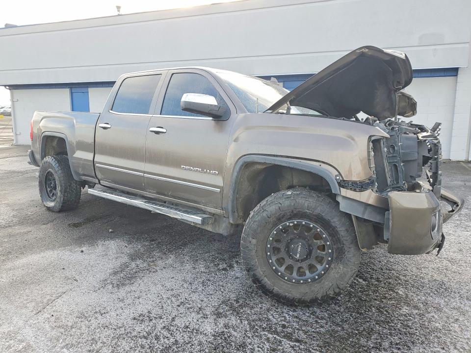 Photo 4 from auction – 2015 GMC SIERRA with VIN 1GT120E81FF614347