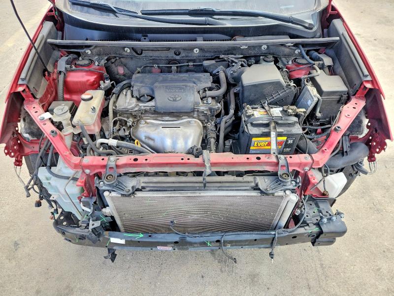 Photo 11 from auction – 2015 TOYOTA RAV4 LE with VIN JTMZFREV1FJ037981