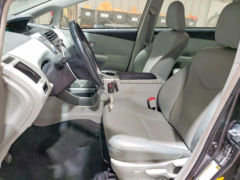 Photo 7 from auction – 2013 TOYOTA PRIUS V with VIN JTDZN3EU5D3234094