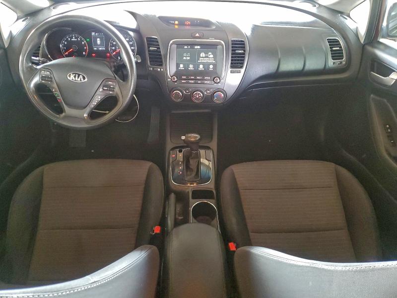 Photo 8 from auction – 2018 KIA FORTE LX with VIN 3KPFL4A70JE167908