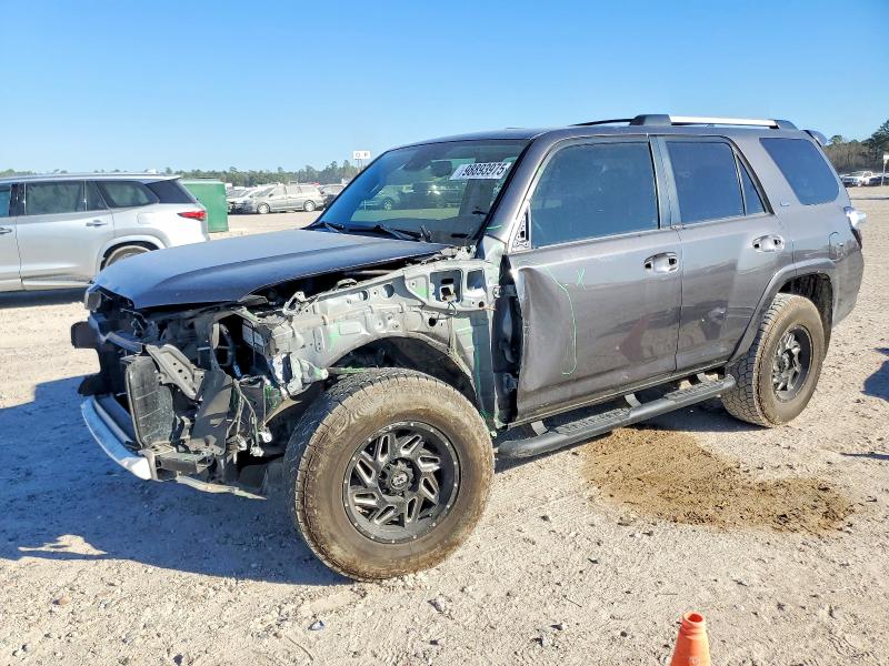 Photo 1 from auction – 2023 TOYOTA 4RUNNER with VIN JTEMU5JR6P6105175