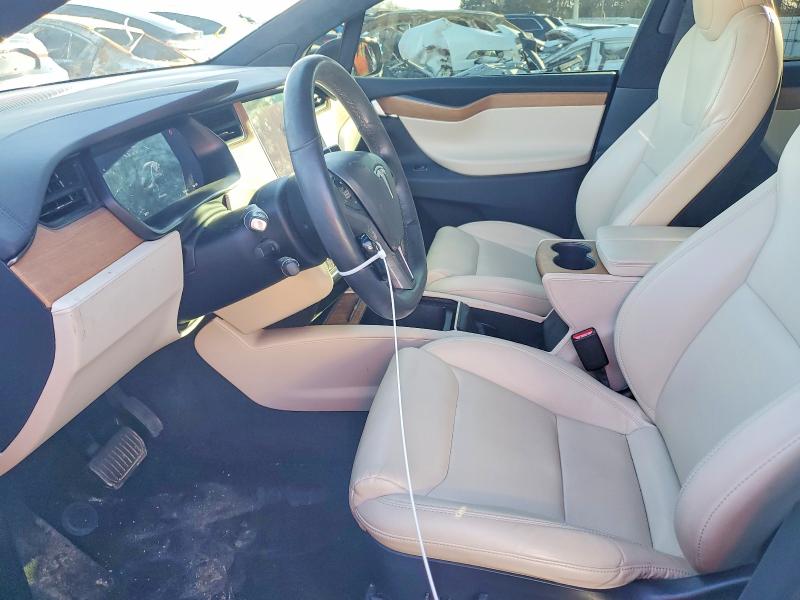 Photo 7 from auction – 2020 TESLA MODEL X with VIN 5YJXCAE2XLF302942