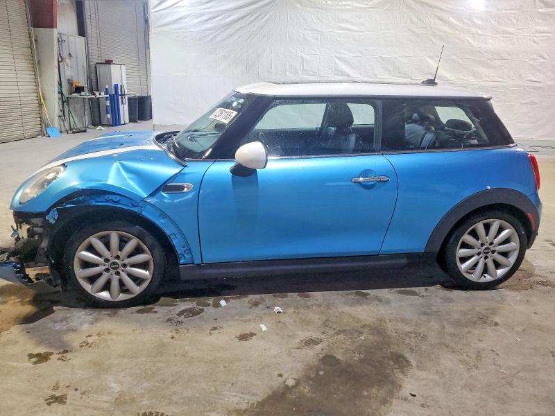MINI COOPER 2017 with VIN WMWXP5C55H3C63576 - Photo from auction
