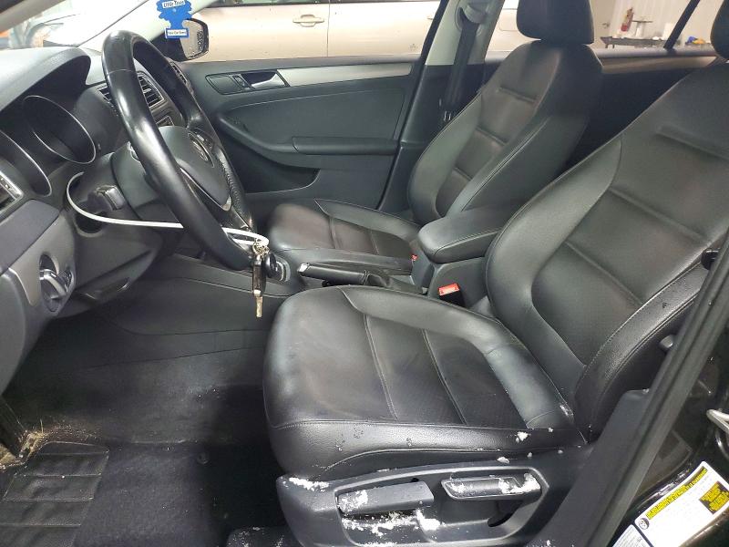 Photo 7 from auction – 2017 VOLKSWAGEN JETTA with VIN 3VWDB7AJ4HM399948
