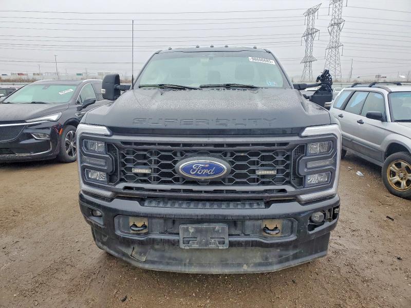 Photo 5 from auction – 2023 FORD F350 with VIN 1FTRF3BN5PEC03107