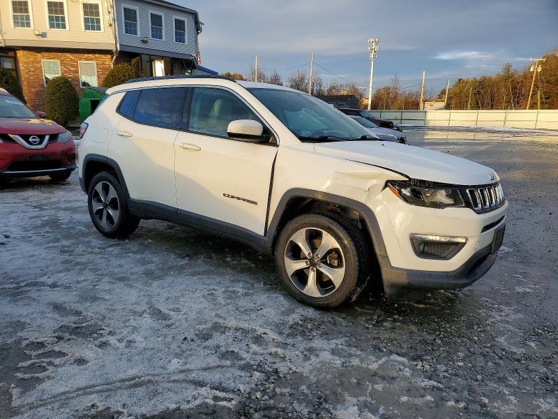 Photo 4 from auction – 2017 JEEP COMPASS LA with VIN 3C4NJDBB8HT620649