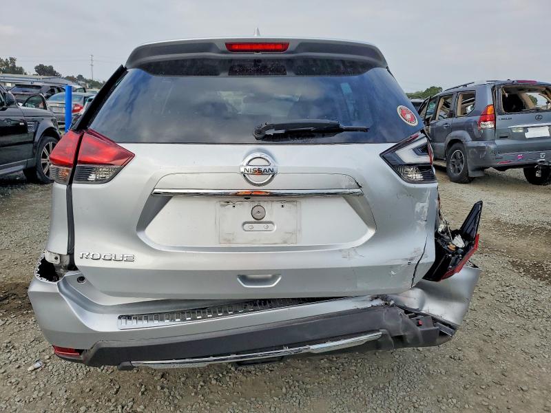 Photo 6 from auction – 2020 NISSAN ROGUE with VIN 5N1AT2MT6LC753431