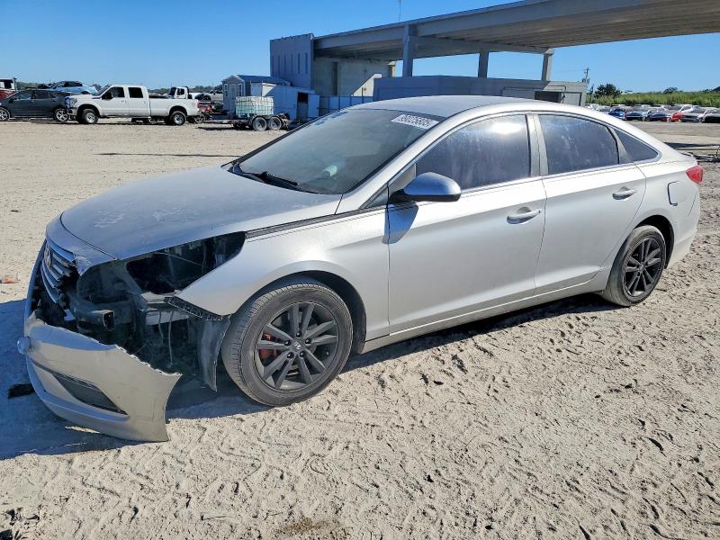 HYUNDAI SONATA SE 2015 with VIN 5NPE24AF3FH049375 - Photo from auction
