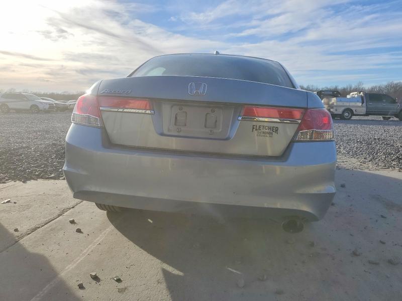 Photo 6 from auction – 2011 HONDA ACCORD with VIN 1HGCP2F88BA022523