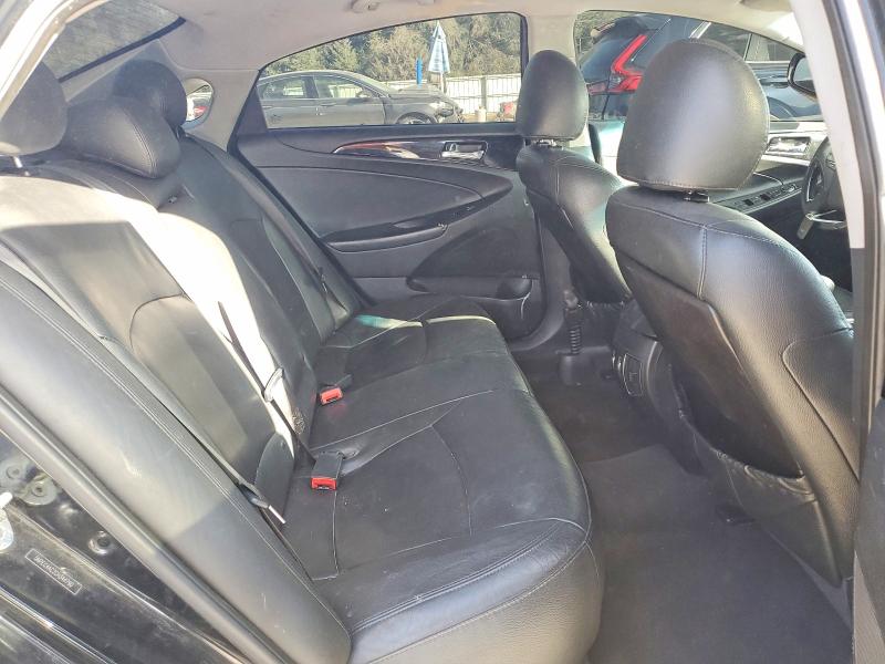 Photo 10 from auction – 2012 HYUNDAI SONATA SE with VIN 5NPEC4AC2CH344790