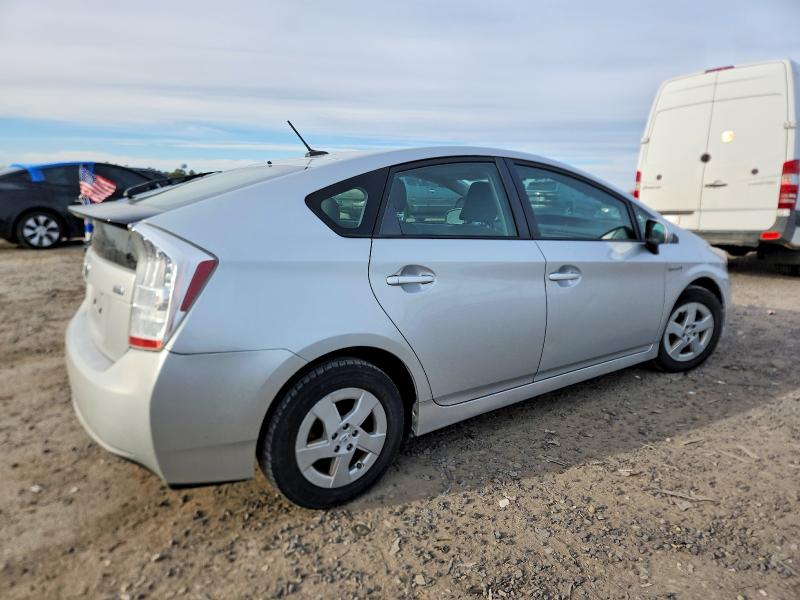 Photo 3 from auction – 2011 TOYOTA PRIUS with VIN JTDKN3DUXB1393267