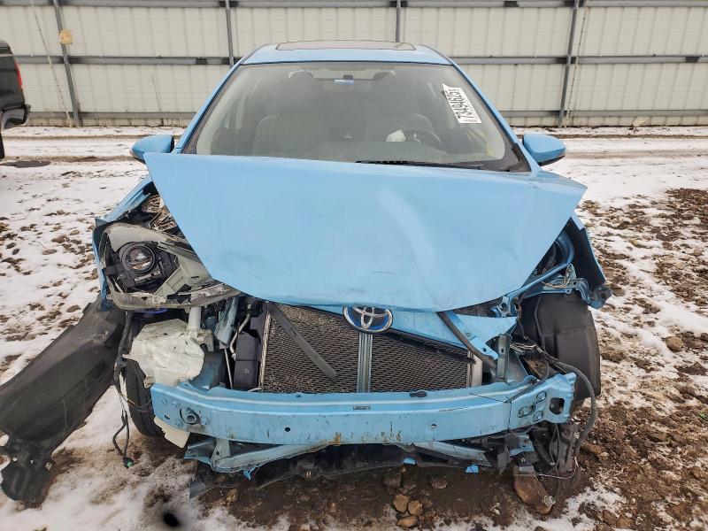Photo 5 from auction – 2015 TOYOTA PRIUS C with VIN JTDKDTB35F1100829
