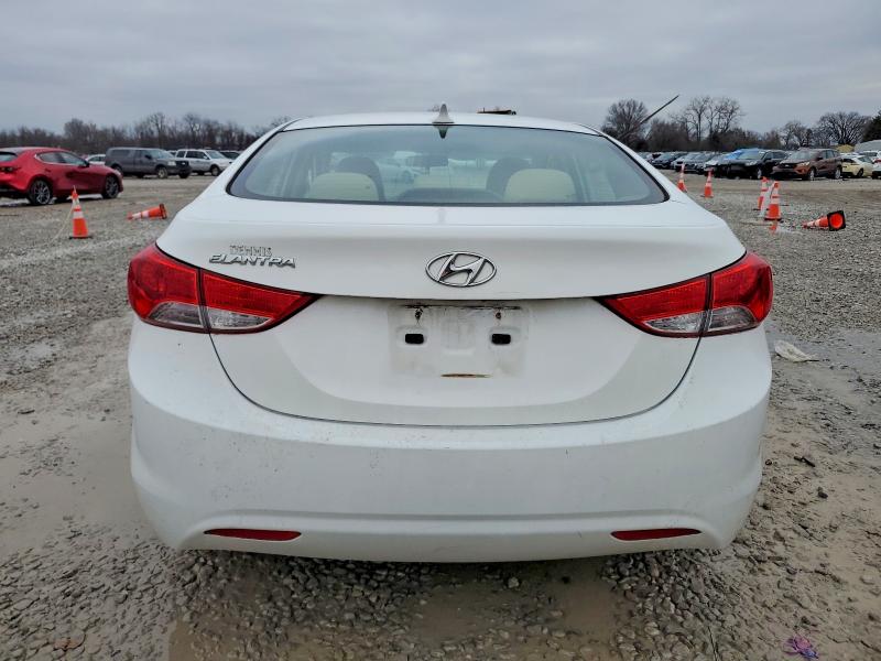 Photo 6 from auction – 2012 HYUNDAI ELANTRA GL with VIN 5NPDH4AE1CH137774