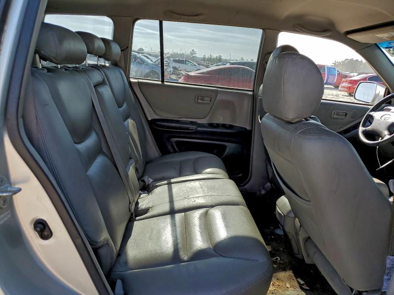 Photo 10 from auction – 2003 TOYOTA HIGHLANDER with VIN JTEGF21A930081581