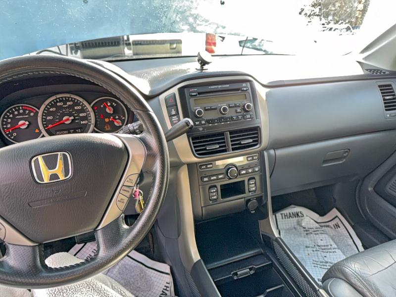 Photo 9 from auction – 2007 HONDA PILOT EXL with VIN 2HKYF18517H511494