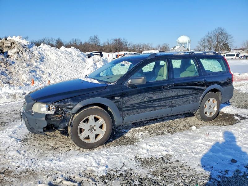 VOLVO XC70 2005 with VIN YV1SZ592051198879 - Photo from auction