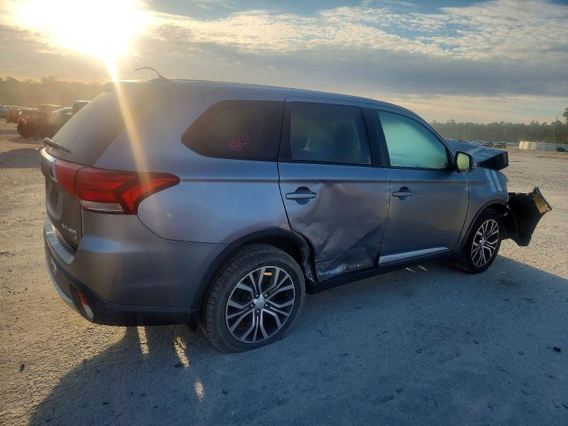 Photo 3 from auction – 2016 MITSUBISHI OUTLANDER with VIN JA4AD3A30GZ017352