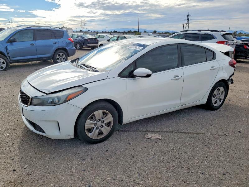 KIA FORTE 2017 with VIN 3KPFK4A77HE035810 - Photo from auction