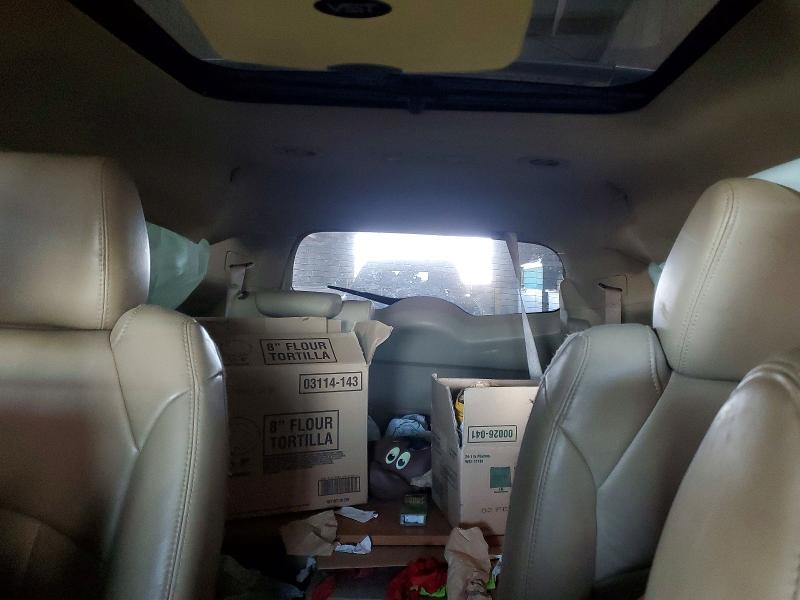 Photo 10 from auction – 2011 BUICK ENCLAVE with VIN 5GAKRBED8BJ216327