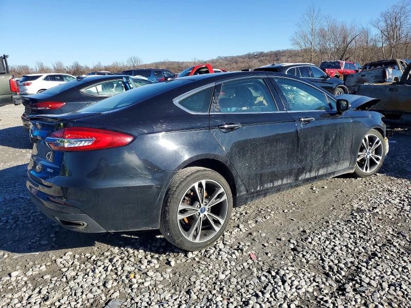 Photo 3 from auction – 2019 FORD FUSION with VIN 3FA6P0D9XKR261188