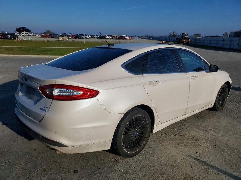 Photo 3 from auction – 2014 FORD FUSION SE with VIN 3FA6P0HD1ER122568