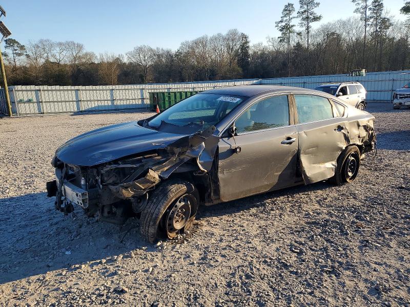 NISSAN ALTIMA 2.5 2016 with VIN 1N4AL3AP8GC174339 - Photo from auction