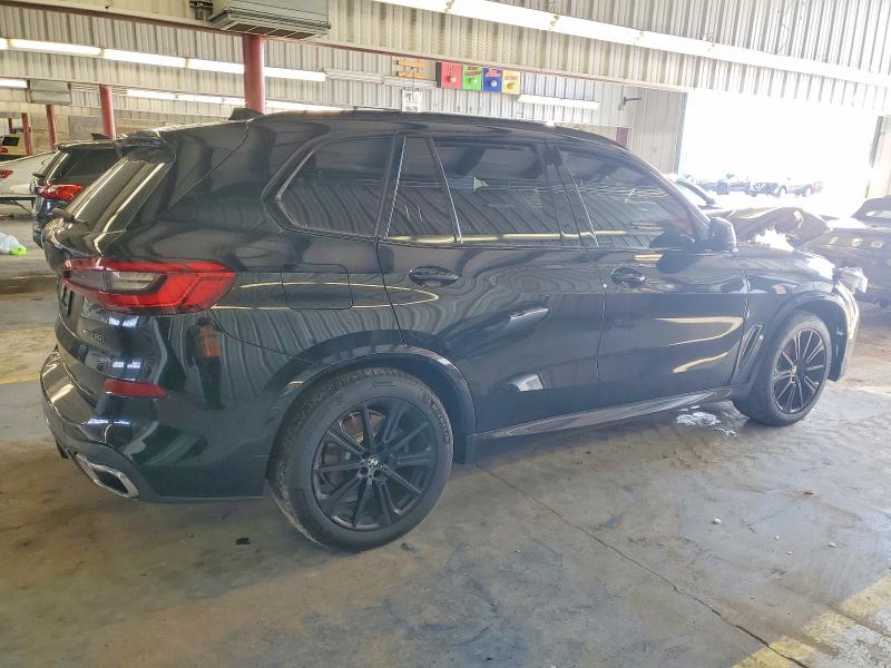 Photo 3 from auction – 2019 BMW X5 XDRIVE5 with VIN 5UXJU2C56KLN66725