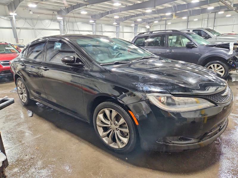 Foto 4 de la subasta – 2015 CHRYSLER 200 S con VIN 1C3CCCBG1FN588359