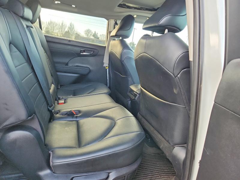 Photo 11 from auction – 2020 TOYOTA HIGHLANDER with VIN 5TDGBRCH2LS508549