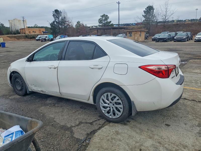 Photo 2 from auction – 2017 TOYOTA COROLLA with VIN 2T1BURHE4HC946881